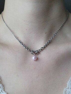 Vintage dainty pink pearl and silver necklace